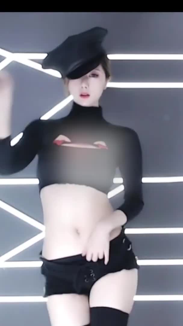 19+ 섹시댄스 Hot Chinese Girl BJ Sexy Dance 小深深