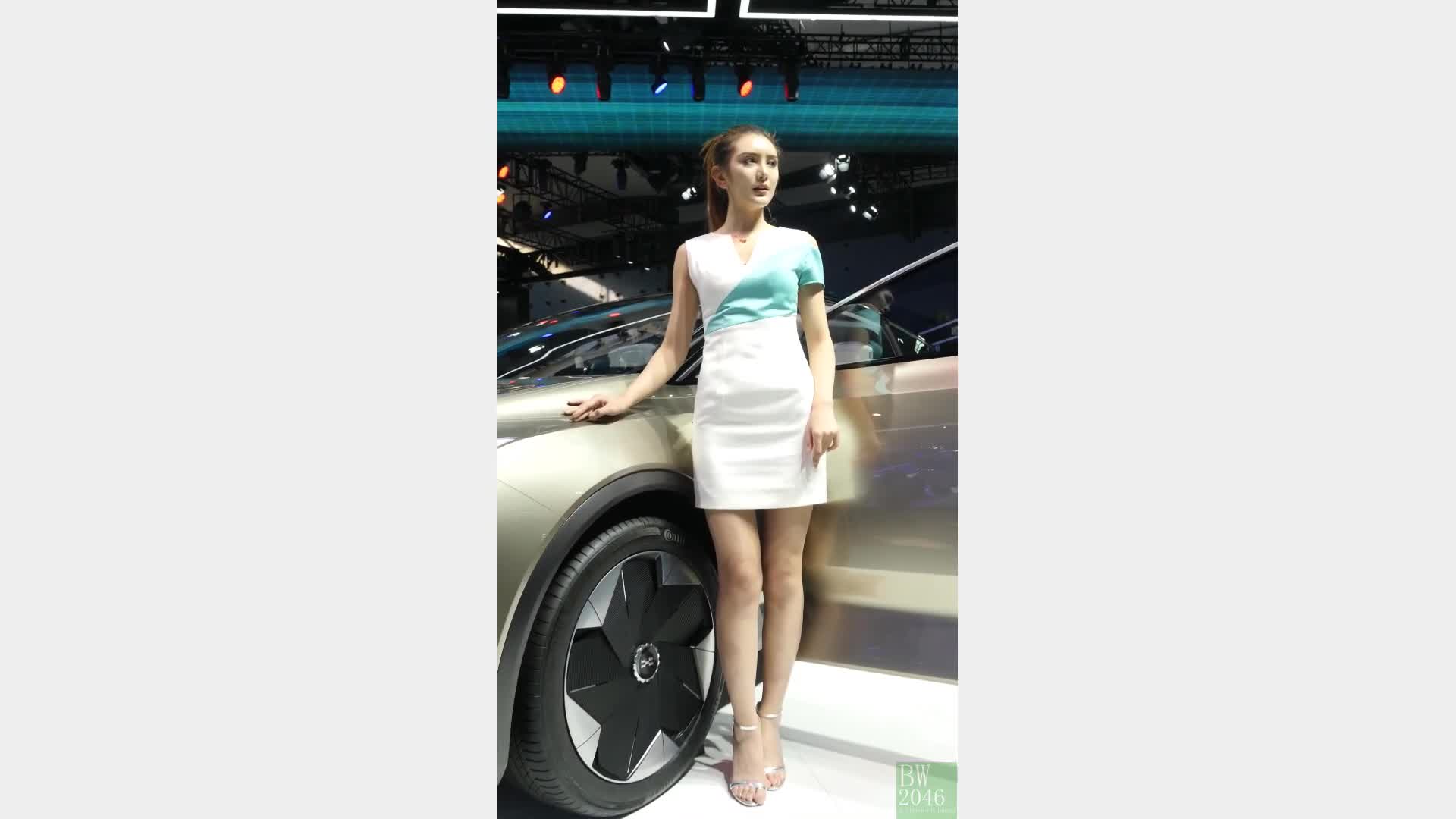 廣州汽車展  Auto Guangzhou 2019 - 車模 33 @ AIWAYS (AI ON THE WAY) 愛馳汽車 (Desktop Version)