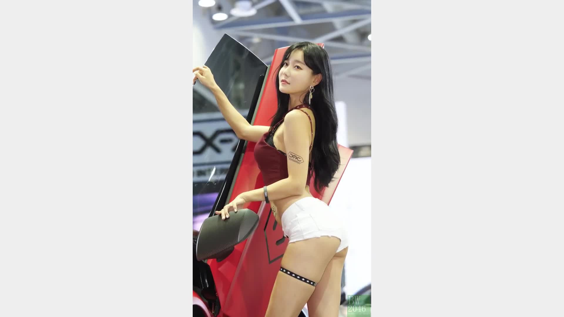 [4K] 오토살롱위크 2019  AUTO SALON X AUTOWEEK 2019 - 최슬기 Choi Seul Gi 崔瑟琪, Racing Model 76 (Desktop)