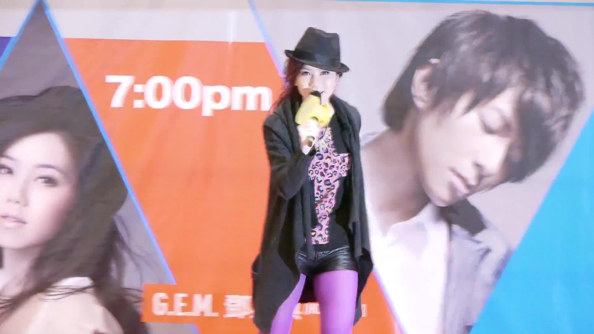 G.E.M. 鄧紫棋 – Good To Be Bad – Live @ ASIA MUSIC Connection 2012 Asian Triangle 握手會