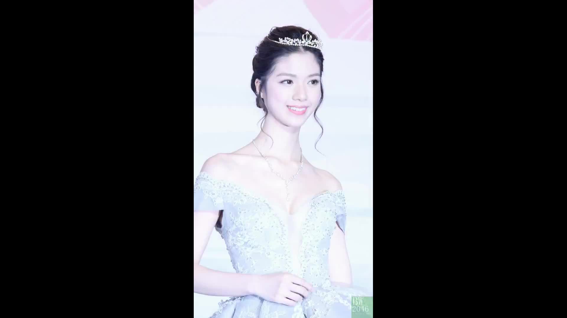 (PC版) 陳曉華 Hera Chan – 香港小姐2018 冠軍 – 模特兒時期婚紗展片段重溫