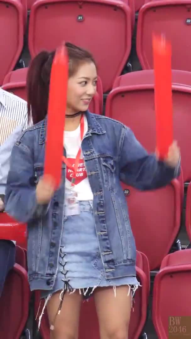 何雁詩 Stephanie Ho – 化身啦啦隊 @ 芝華士贏之有道明星慈善籃球賽