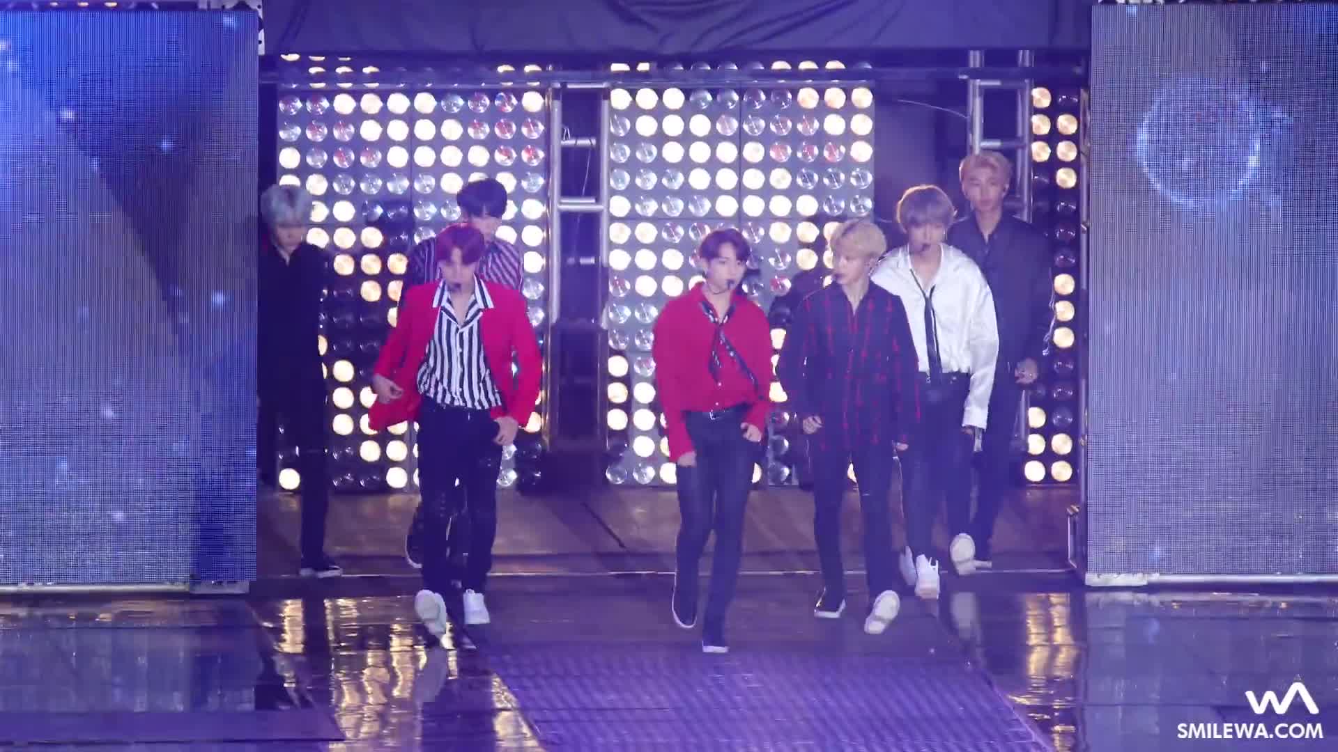 170929 방탄소년단 (BTS) DNA 4K 직캠 @창원 케이팝 월드 페스티벌 4K Fancam by -wA-